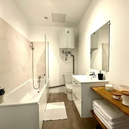 Apartman Le Jardin - Calme Et Confort - De Nantua